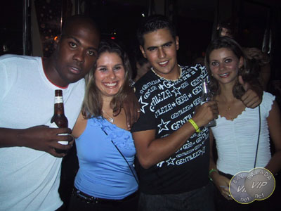 Balada: RODNEY, PRISCILA, Z, FABI